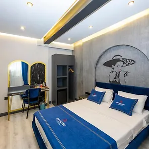3* Отель Paradise